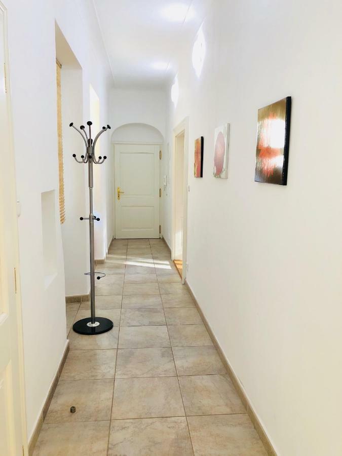 Royal Road Ii Apartment *